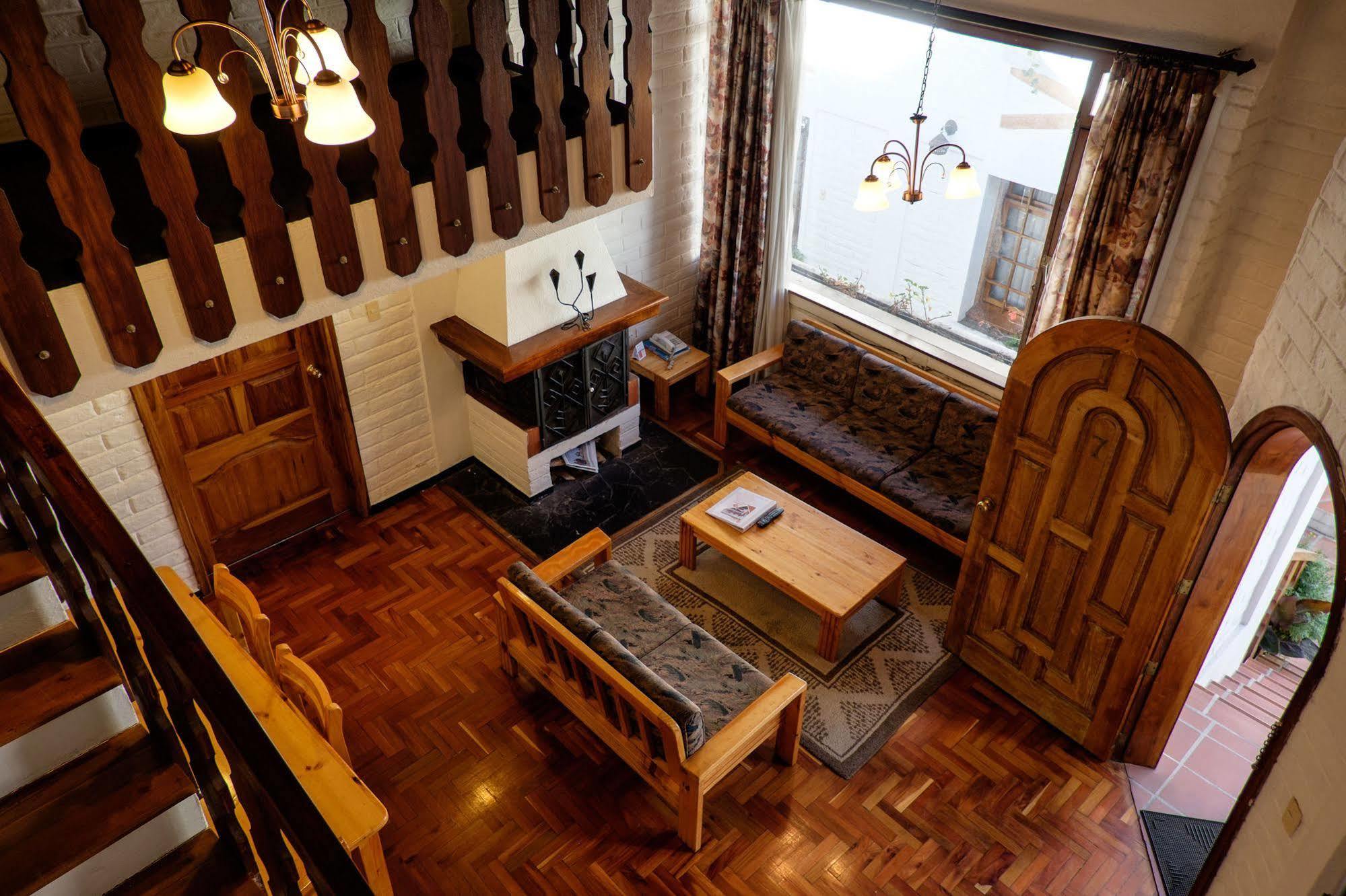 Apartamentos Los Quipus Quito Zewnętrze zdjęcie